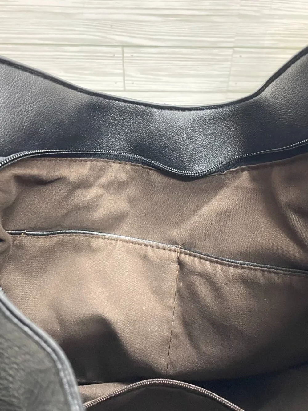 NWT Ivy Rose Hannah Black Faux Leather Hobo Shoulder Bag